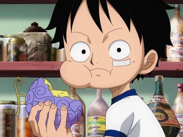 Luffy at spise djævelfrugt