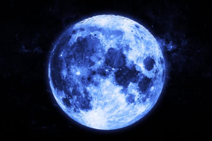 This image represents a supermoon occurrence known as the Blue Moon