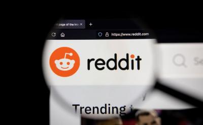 Reddit ads featured