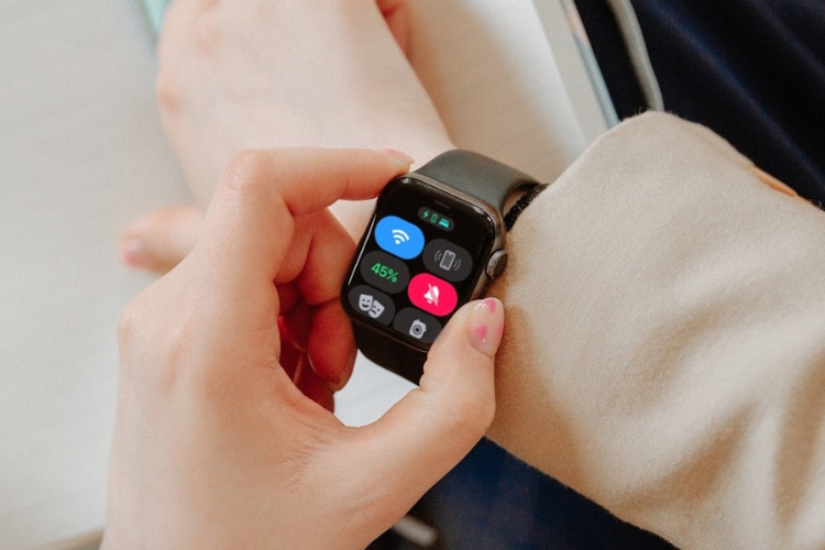 Customize apple watch hot sale control center