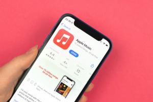 iOS 18 to Boost Apple Music With Smarter Song Transitions & More: Report