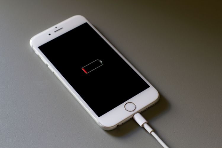 Iphone Battery Lawsuit Iphones Eligible For Compensation Beebom