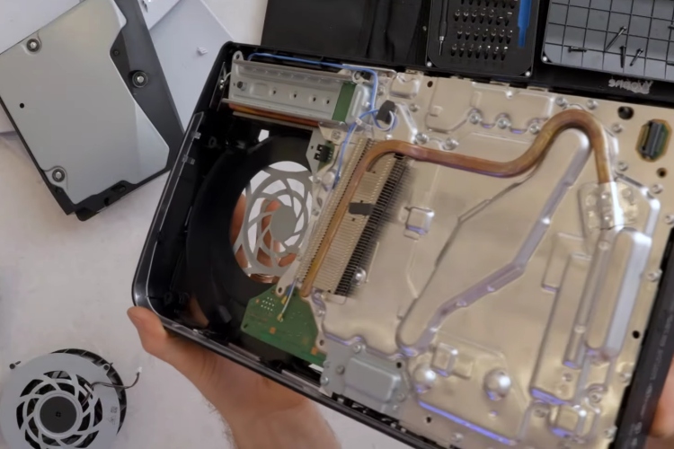 PS5 Slim Teardown Reveals Same 6nm Processor, Cooling Upgrades