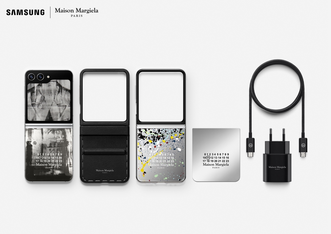 various accessories given with samsung z flip 5 maison margiela paris edition smartphone
