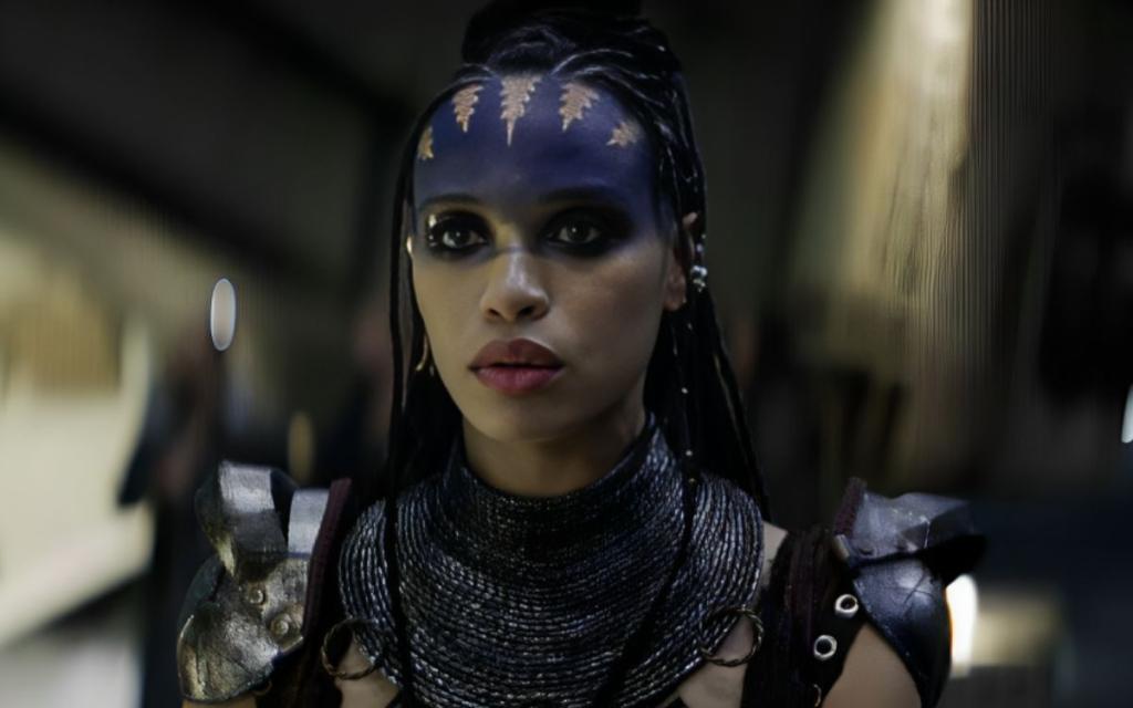 Cleopatra Coleman as Devra Bloodaxe