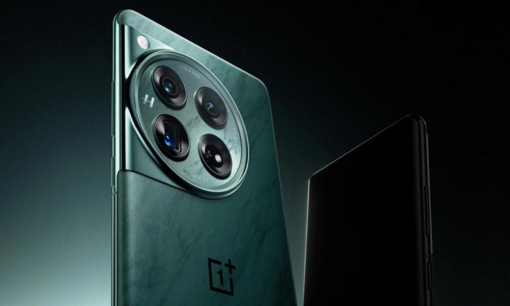 OnePlus 12 and OnePlus 12R Coming to India on January 23

https://beebom.com/wp-content/uploads/2023/12/oneplus-12-and-oneplus-12r-India-launch-confirmed.jpg?w=1024&quality=75