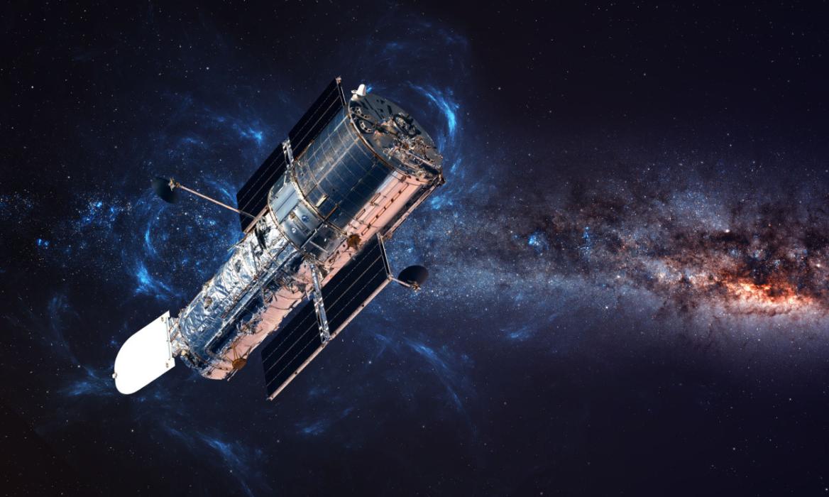 Hubble Space Telescope spots IC 438 Spiral Galaxy