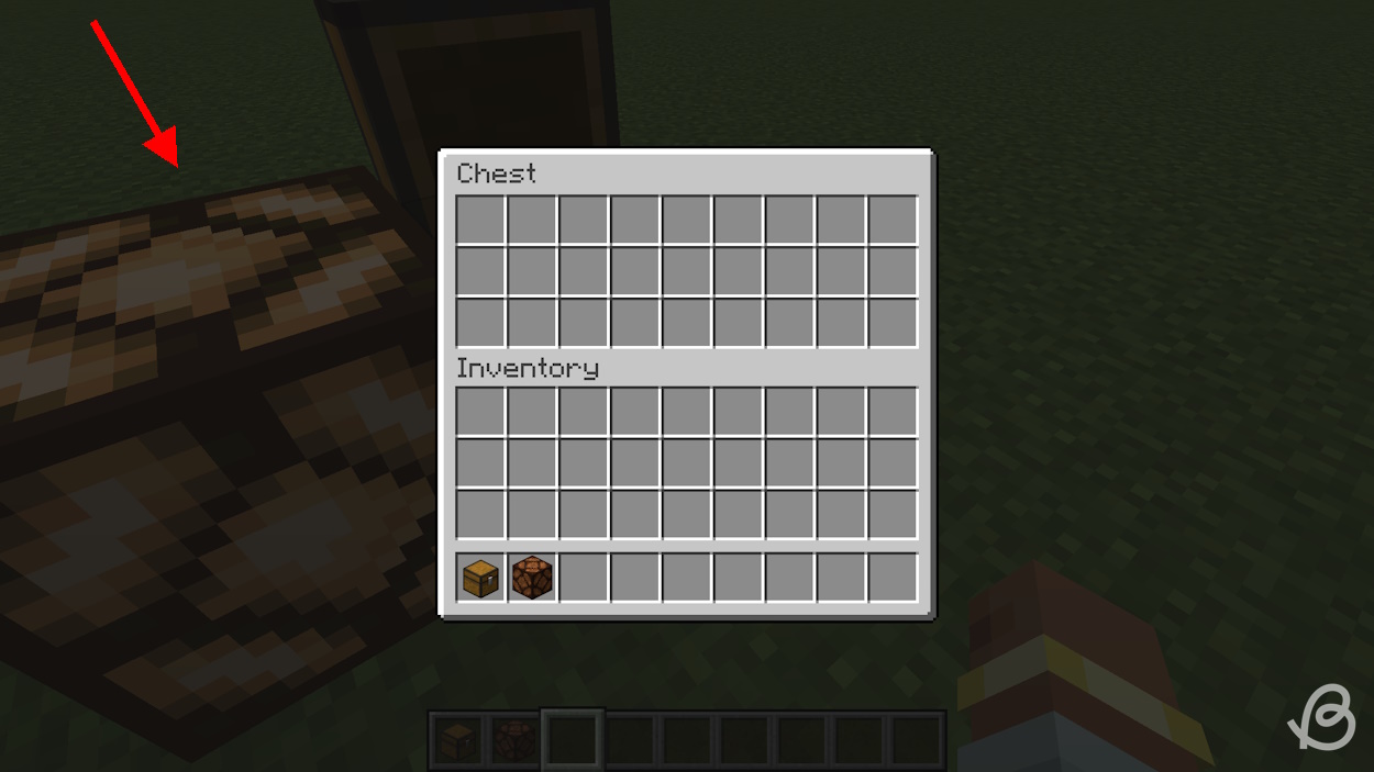 Inventory of a trapped chest and a lit redstone lamp in the background
