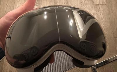 Vision Pro front visor cracking