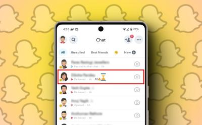 Hourglass emoji showing next to a chat in Snapchat