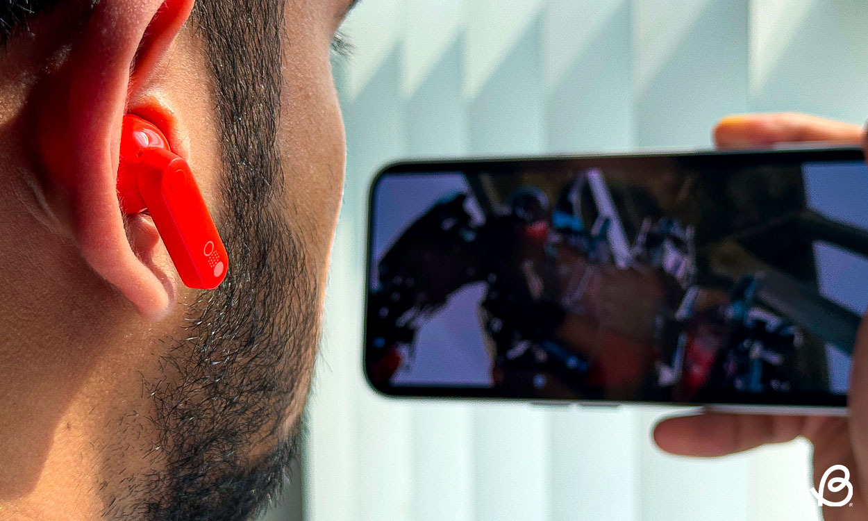 CMF Buds Review: A Colorful Twist on Budget TWS | Beebom
