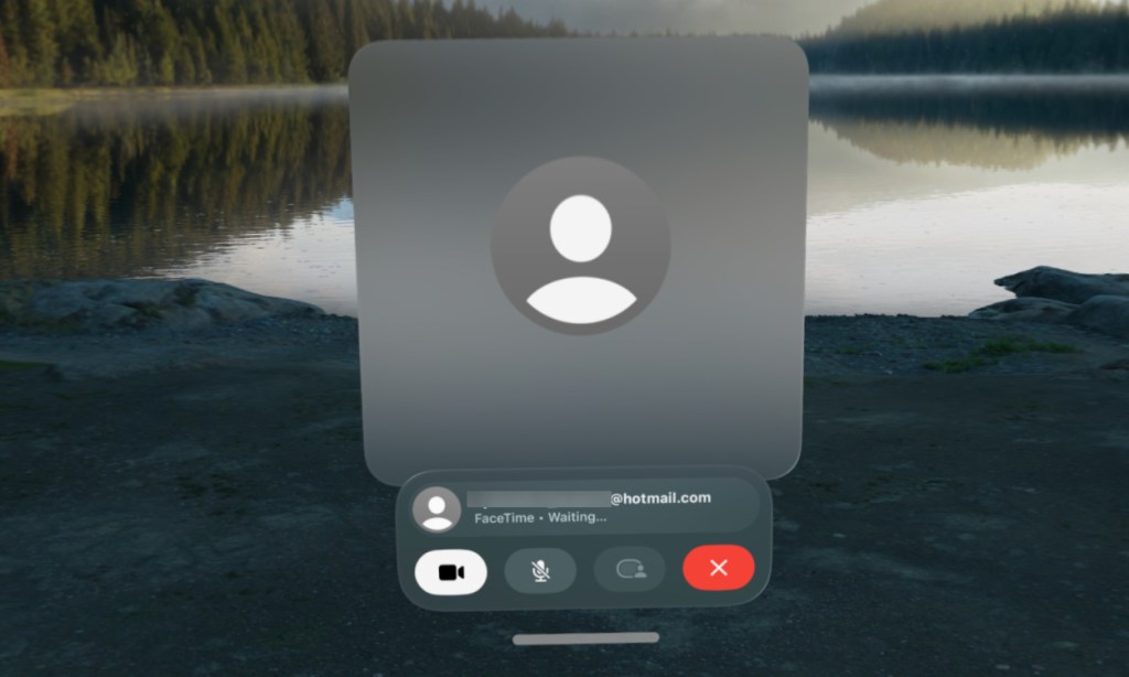 How to FaceTime on Vision Pro