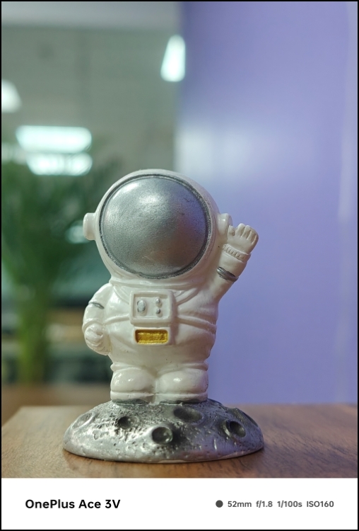 Spaceman portrait photo sample