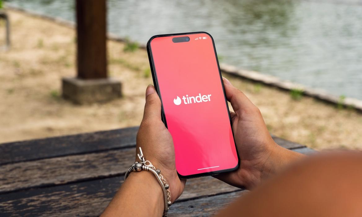 Tinder Introduces “Share My Date” to Boost Safety for First Dates