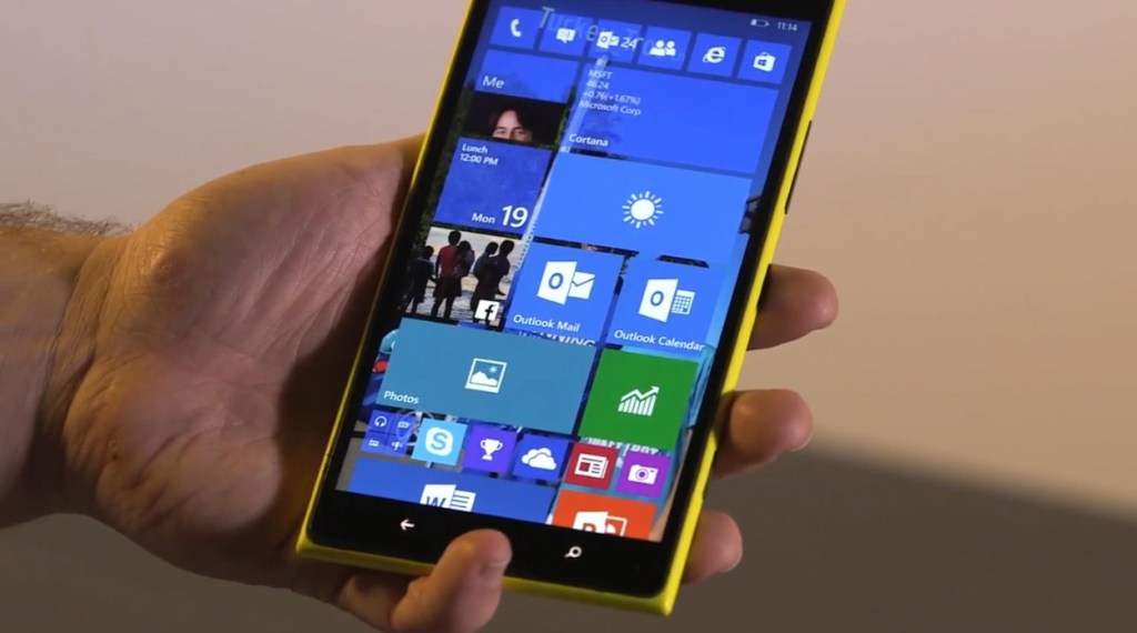 Windows 10 Mobile preview on Nokia Lumia 1520