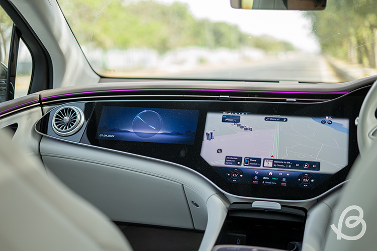 OLED infotainment and passenger side displays on the Mercedes EQE
