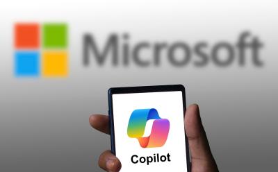 Microsoft Copilot's Phone Plugin Lets You Use AI to Respond to Texts, Here's How