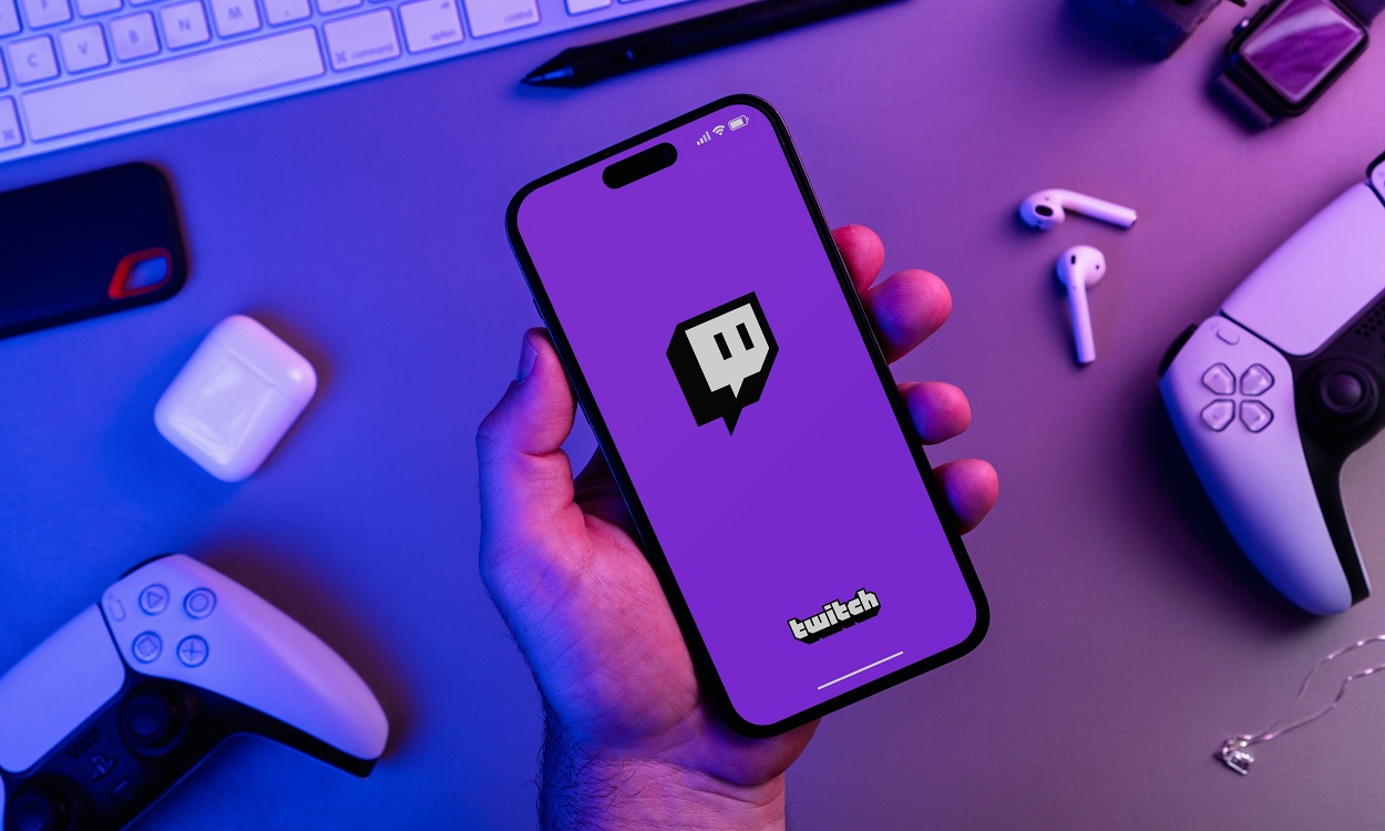 Can You Play Music on Twitch? Answered Beebom