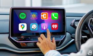 10 Best Apple CarPlay Apps You Must Use