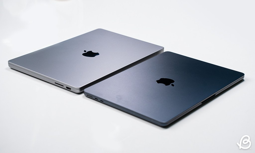 MacBook Air vs MacBook Pro Design