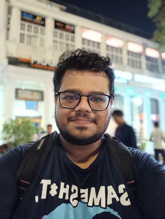 Realme P1 night portrait shot