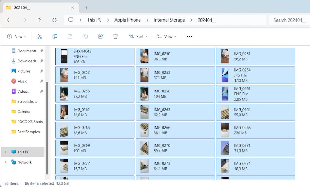 Selecting all images of iPhone folder on Windows PC