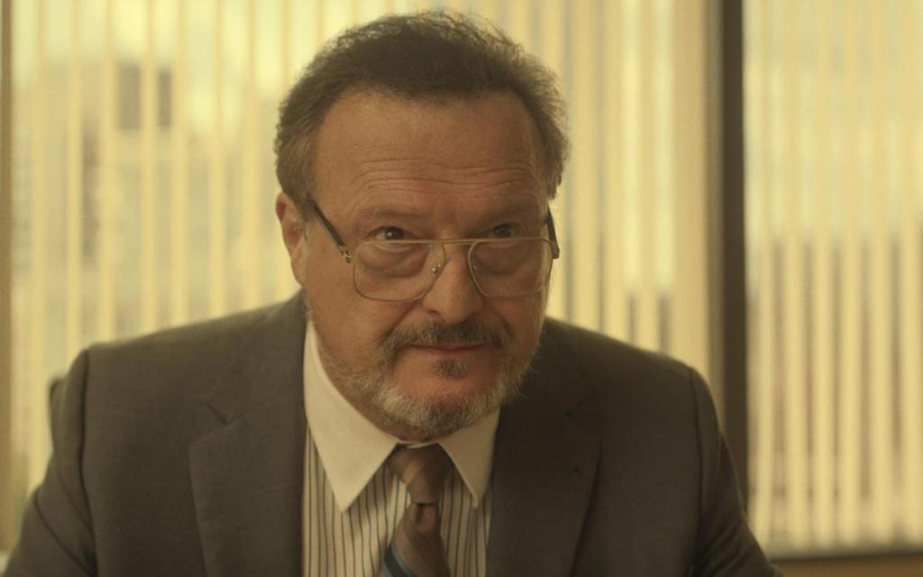 Wayne Knight as Lt. Schiff