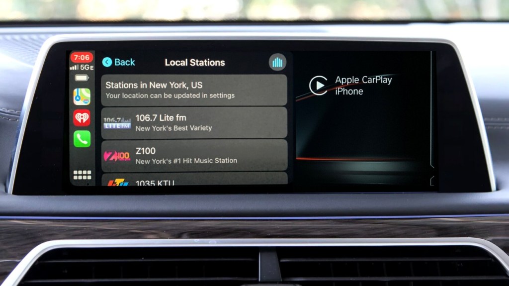 CarPlay Apps - iHeart