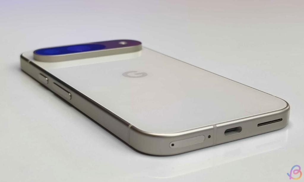 Pixel 9 design from the left