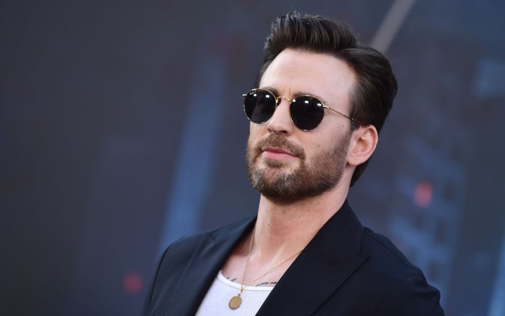 Chris Evans at the Netflix premiere of ‘The Gray Man’