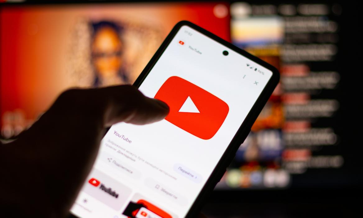 YouTube video player UI for Android getting a design makeover