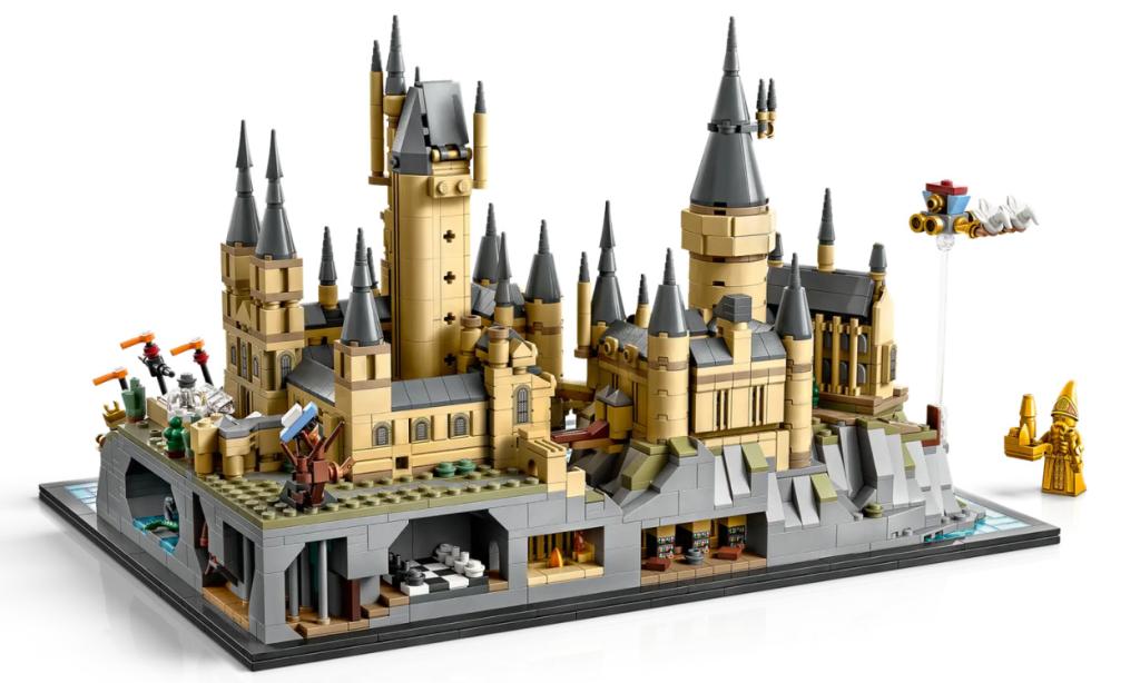 LEGO Hogwarts Castle 76419 assembled look