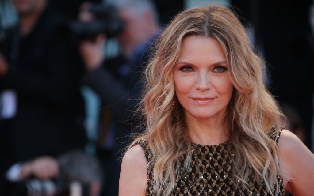 Michelle Pfeiffer at the gala screening and world premiere of the film “Mama!”