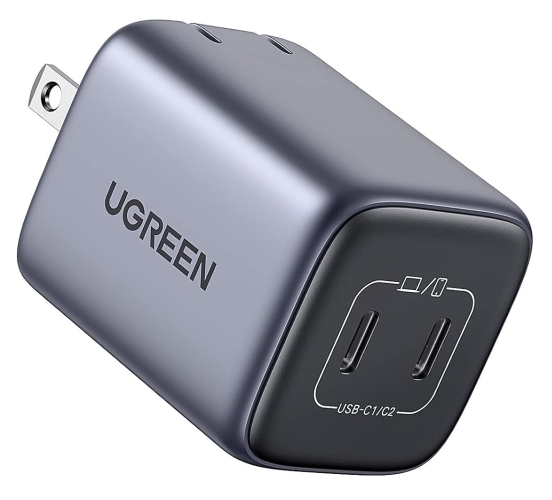 Ugreen Nexode 45W with two usb c outlets for Galaxy S25 Ultra